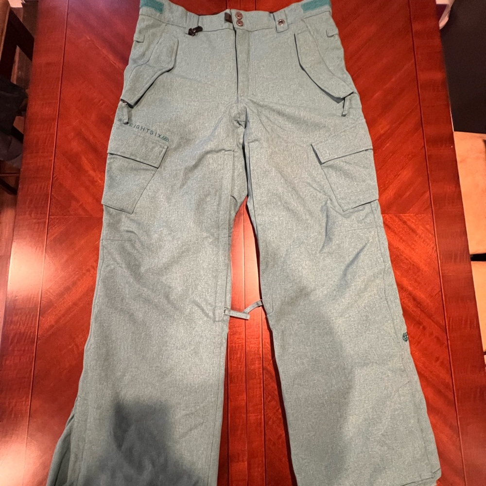 Mens Large 686 ski/snowboard pants